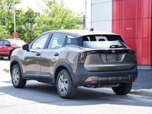 Miniature 7 Nissan Kicks S 2026