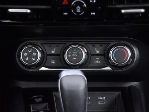Miniature 21 Nissan Kicks S 2026