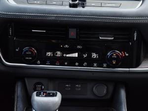 Miniature 21 Nissan Rogue Platinum 2024