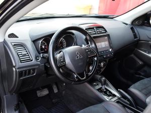 Miniature 12 Mitsubishi RVR Sel 2020