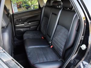 Miniature 14 Mitsubishi RVR Sel 2020