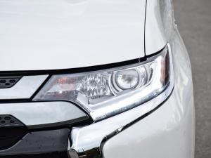 Miniature 7 Mitsubishi Outlander Se 2021