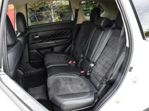 Miniature 15 Mitsubishi Outlander Se 2021