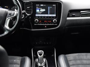 Miniature 20 Mitsubishi Outlander Se 2021