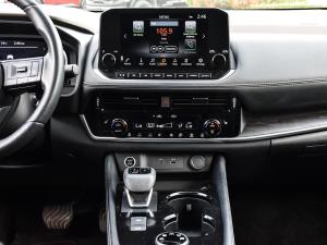 Thumbnail 20 Nissan Rogue Platinum 2023