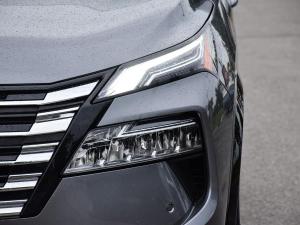 Miniature 7 Nissan Rogue Platinum 2024