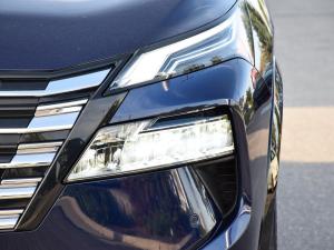 Miniature 7 Nissan Rogue Platinum 2024