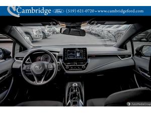 Miniature 16 Toyota Corolla Hatchback Base 2022