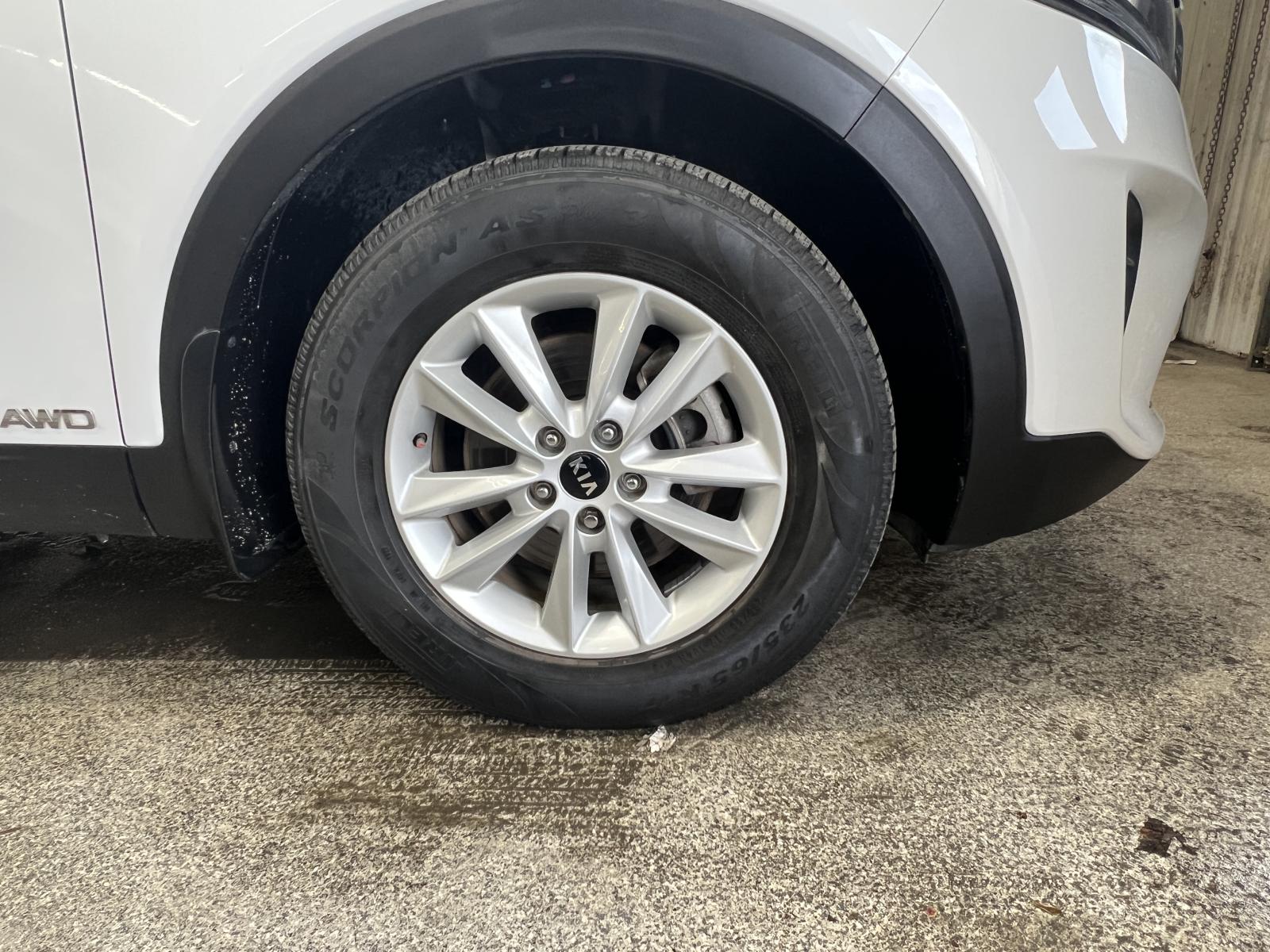 Kia Sorento LX+ 2020 — photo 3