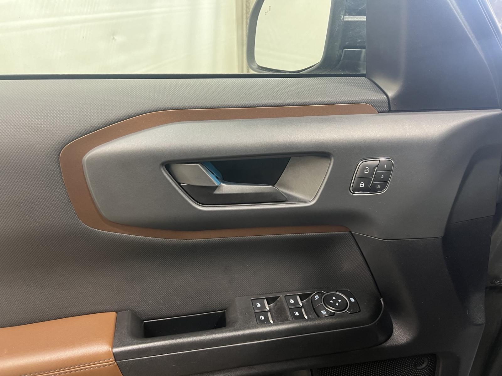 Image 16 Ford Bronco Outer Banks 2024