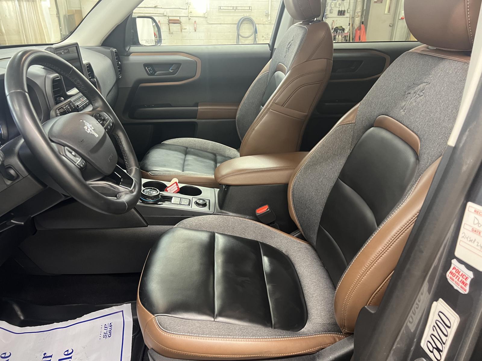 Image 11 Ford Bronco Outer Banks 2024