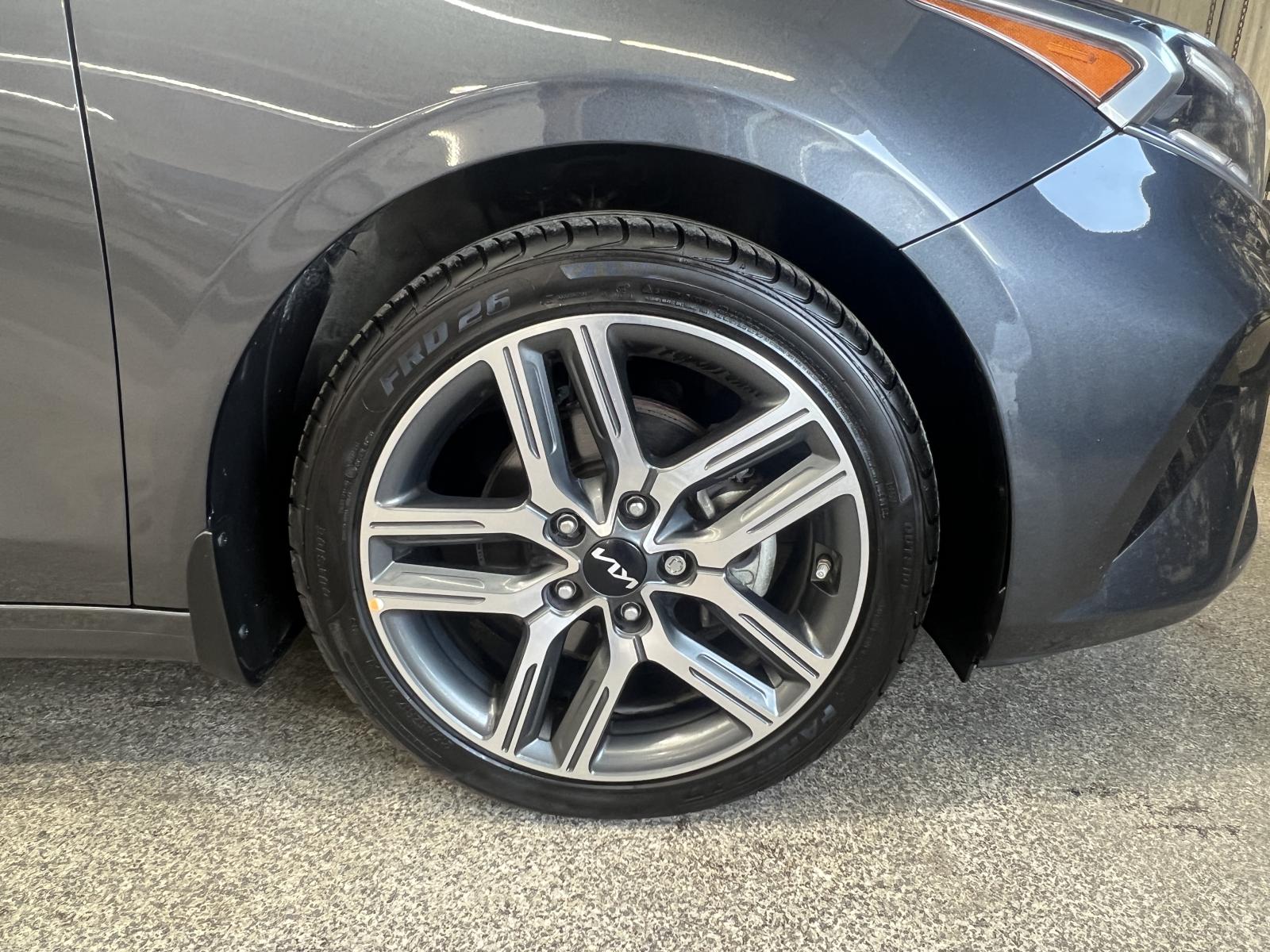 Kia Forte EX Plus 2023 — photo 3