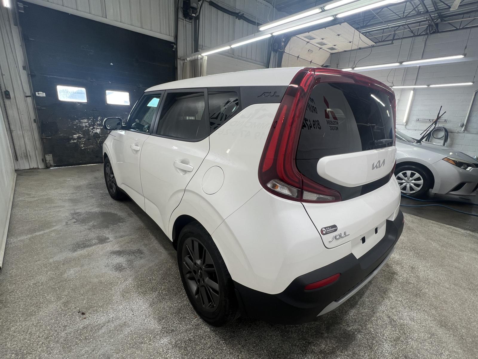 Kia Soul EX Plus 2022 — photo 6