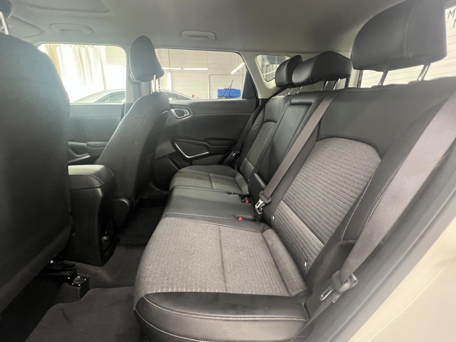 Kia Soul EX Plus 2022 — photo 8