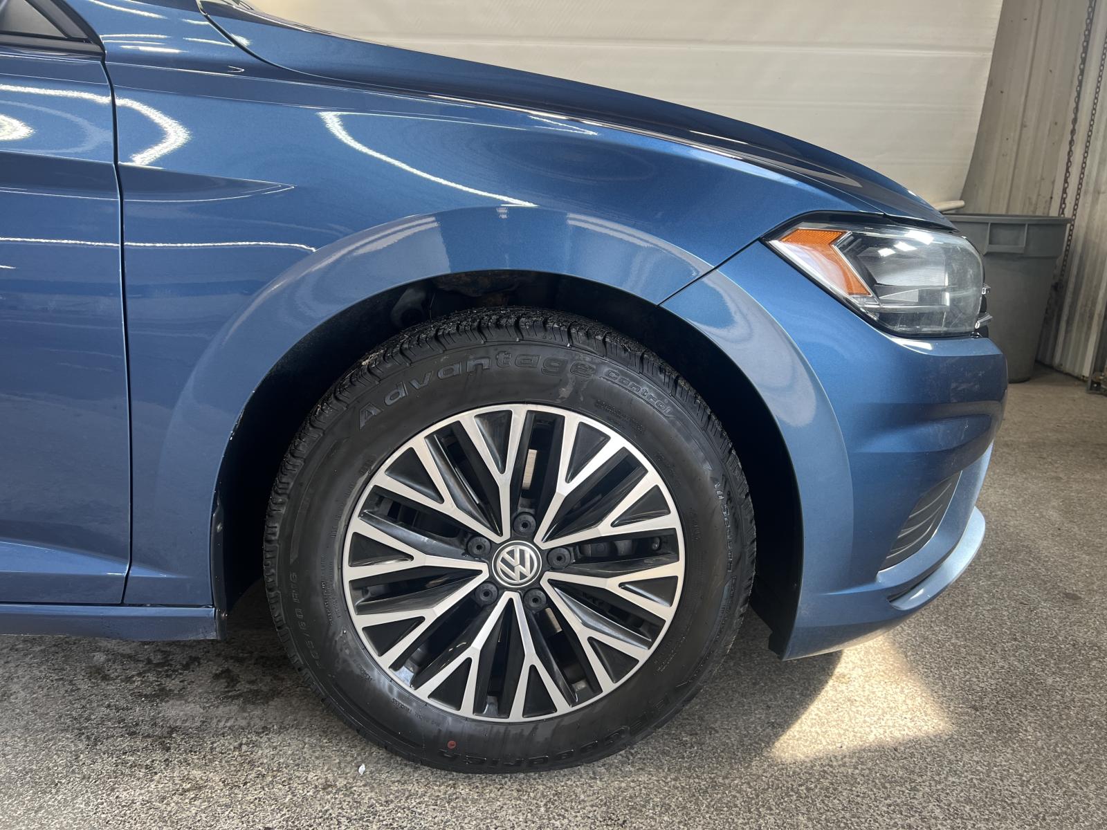 Volkswagen Jetta Highline 2019 — photo 3