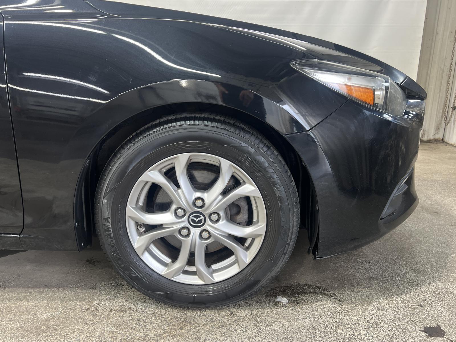 Mazda Mazda3 GX 2017 — photo 3
