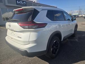 Miniature 7 Nissan Rogue SV 2024