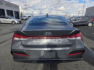 Miniature 6 Hyundai Elantra Essential 2024