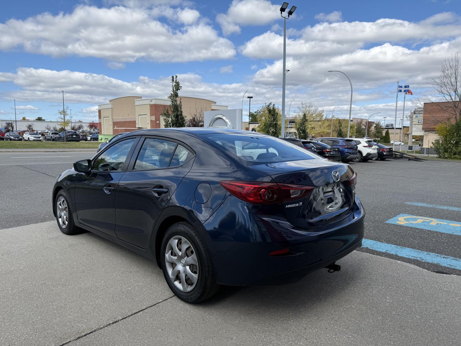 Image 9 Mazda Mazda3 GS 2017