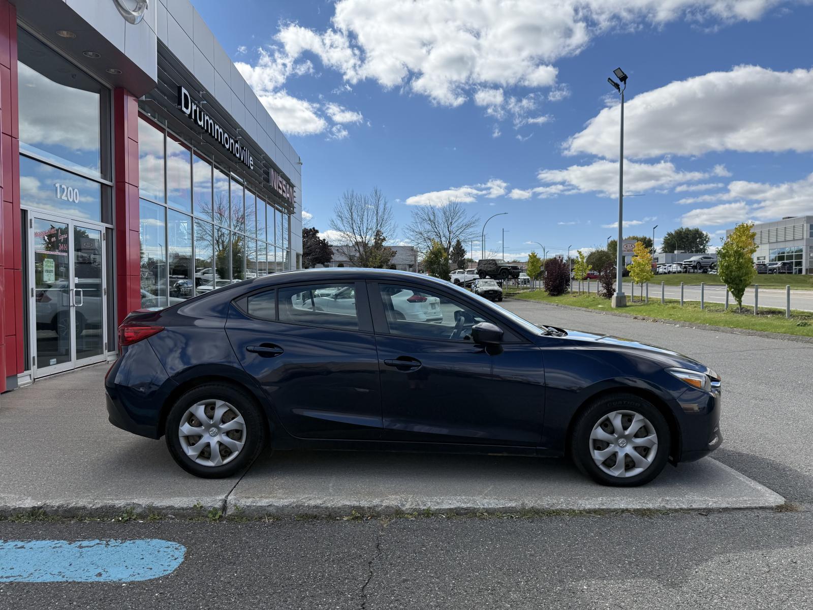 Image 4 Mazda Mazda3 GS 2017