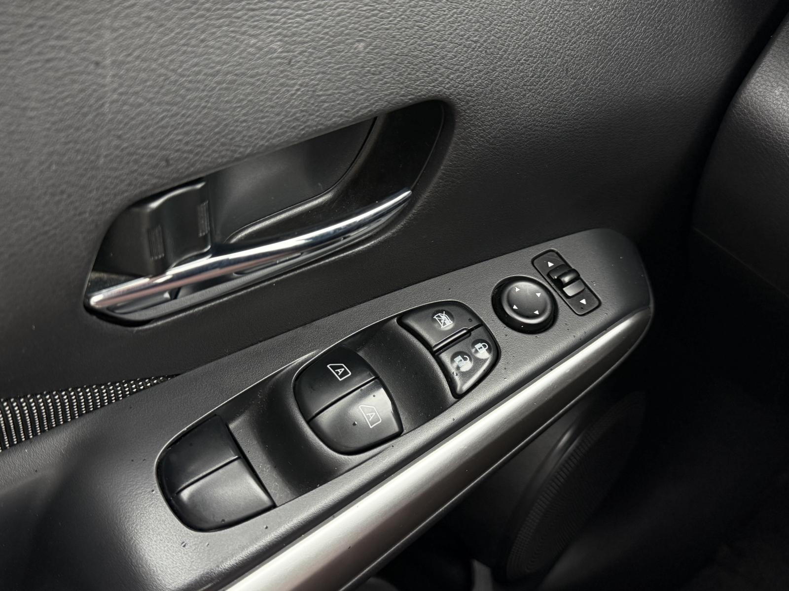 Image 16 Nissan Kicks SV 2019