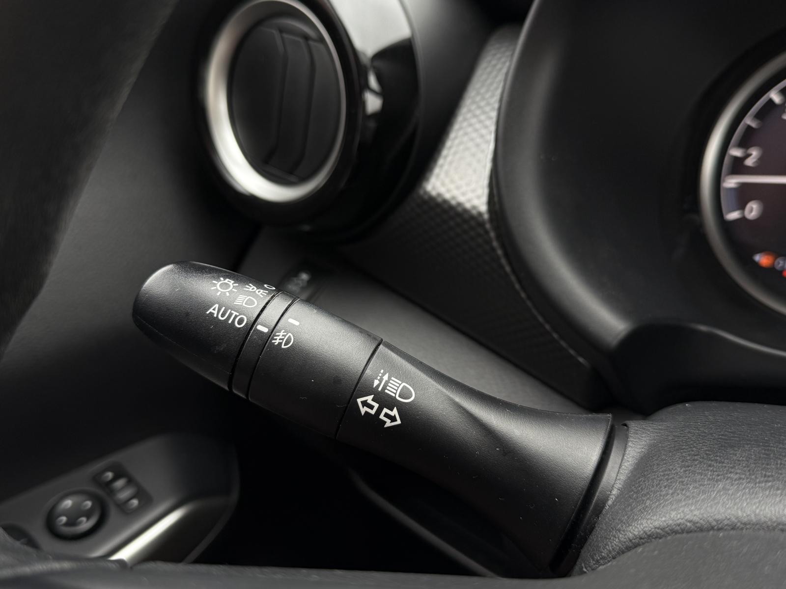 Image 12 Nissan Kicks SV 2019