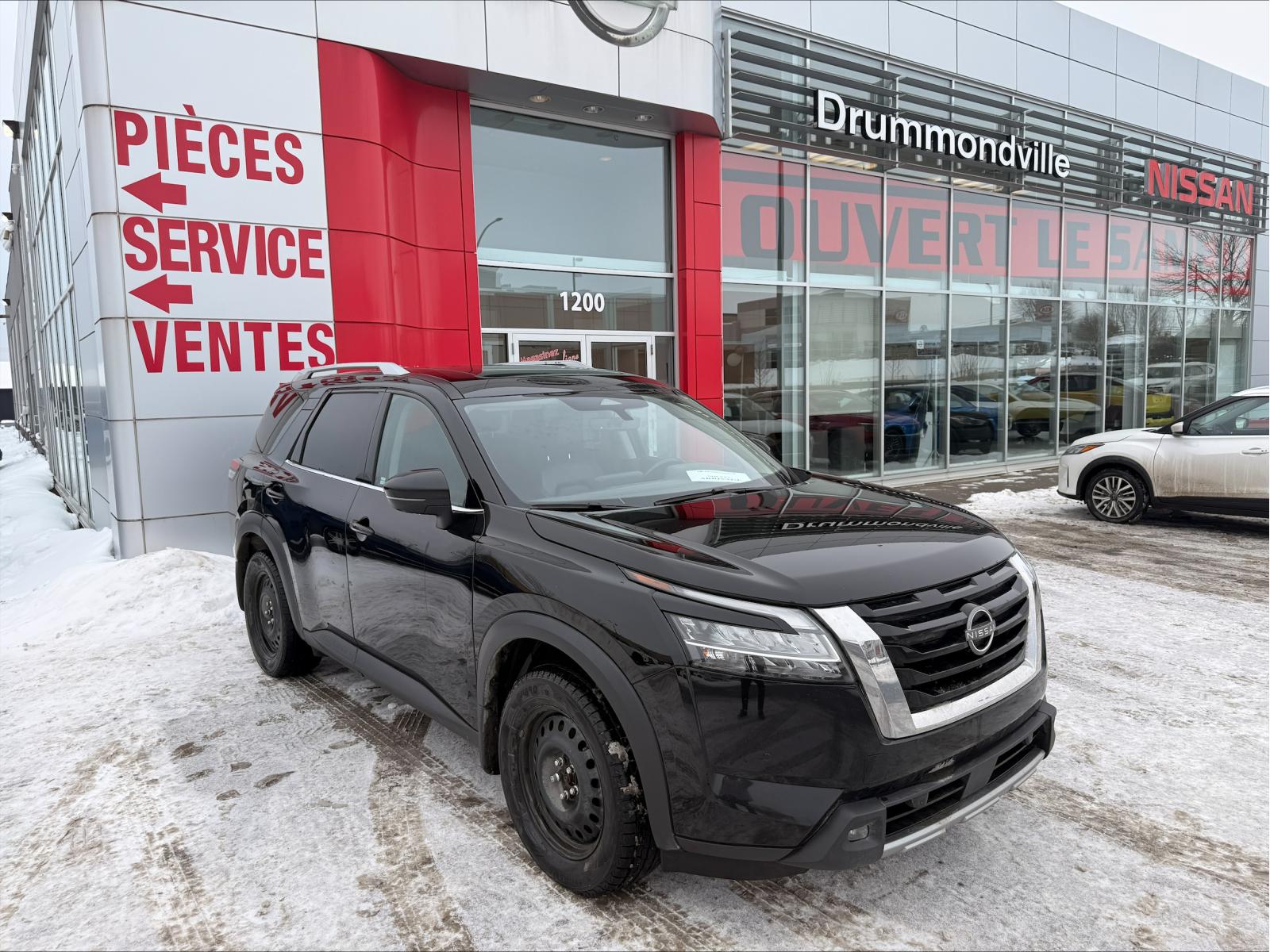 Nissan Pathfinder SL 2023