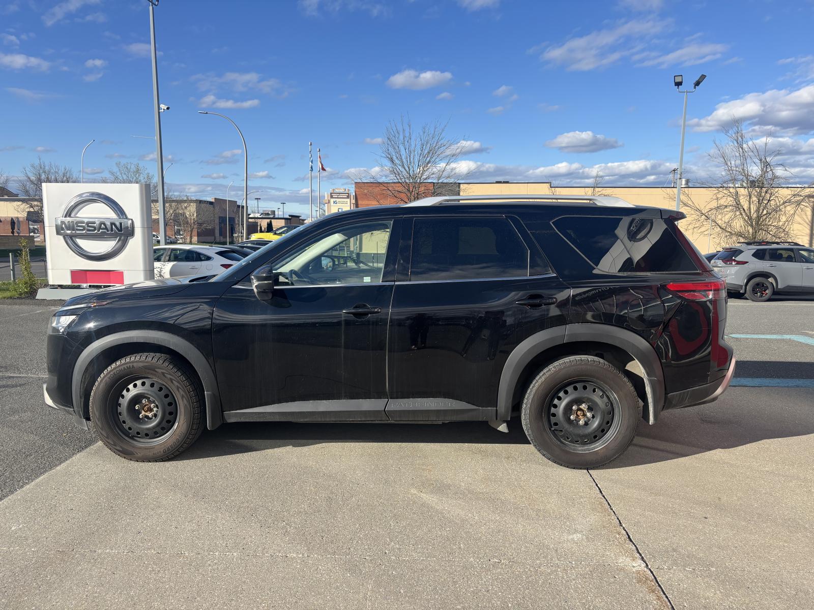 Nissan Pathfinder SL 2023 — photo 7