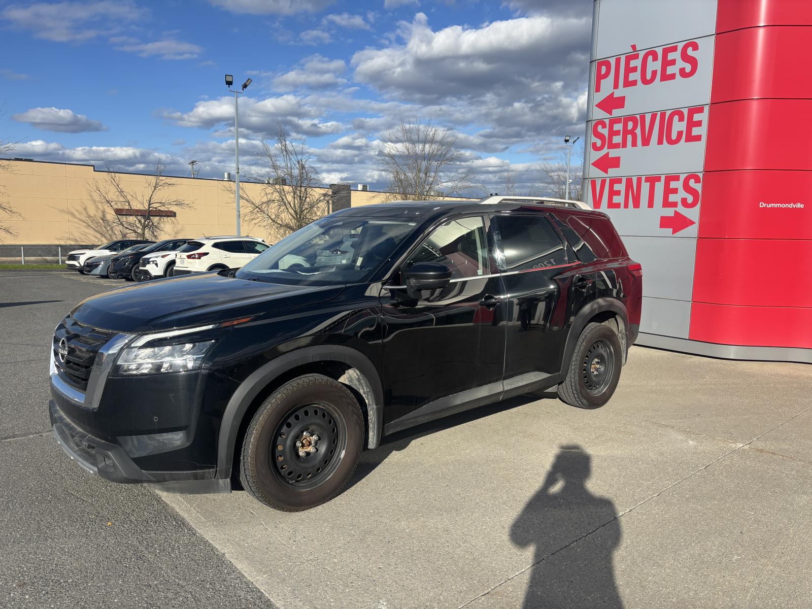 Nissan Pathfinder SL 2023 — photo 8