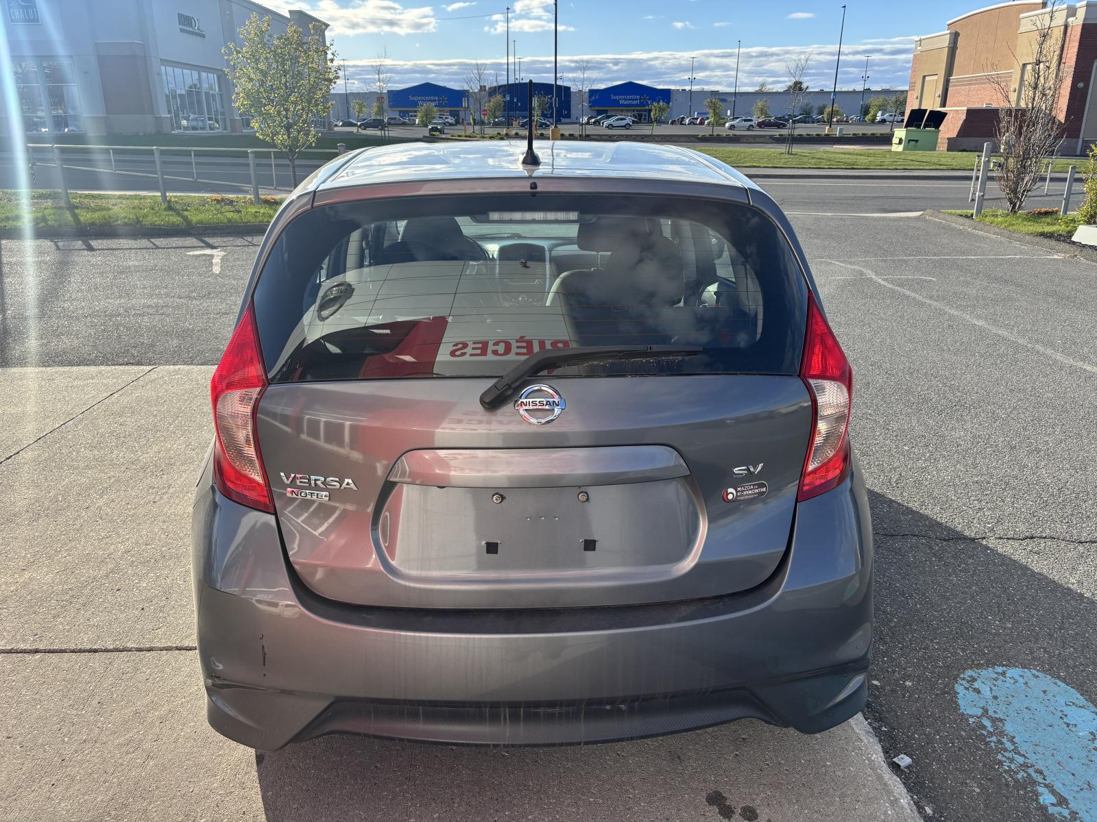 Nissan Versa Note SV 2018 — photo 5