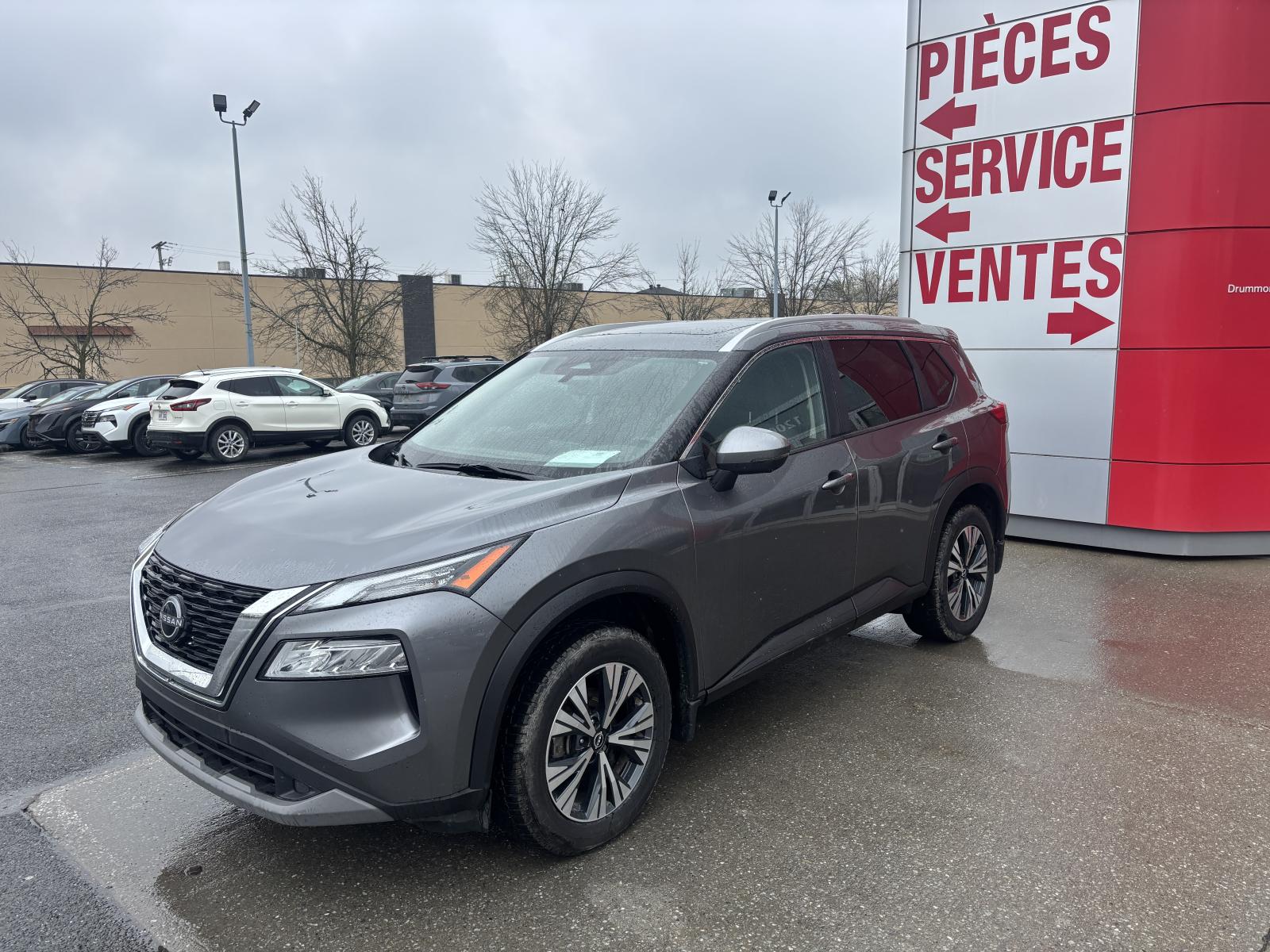 Nissan Rogue SV 2023 — photo 8