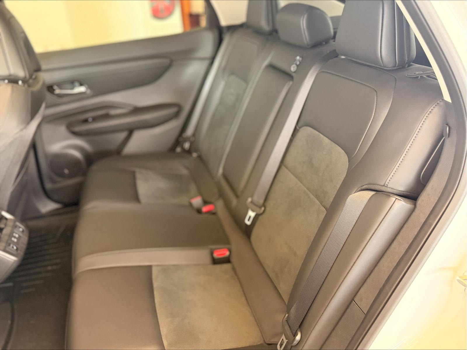 Image 19 Nissan Ariya Evolve 2025