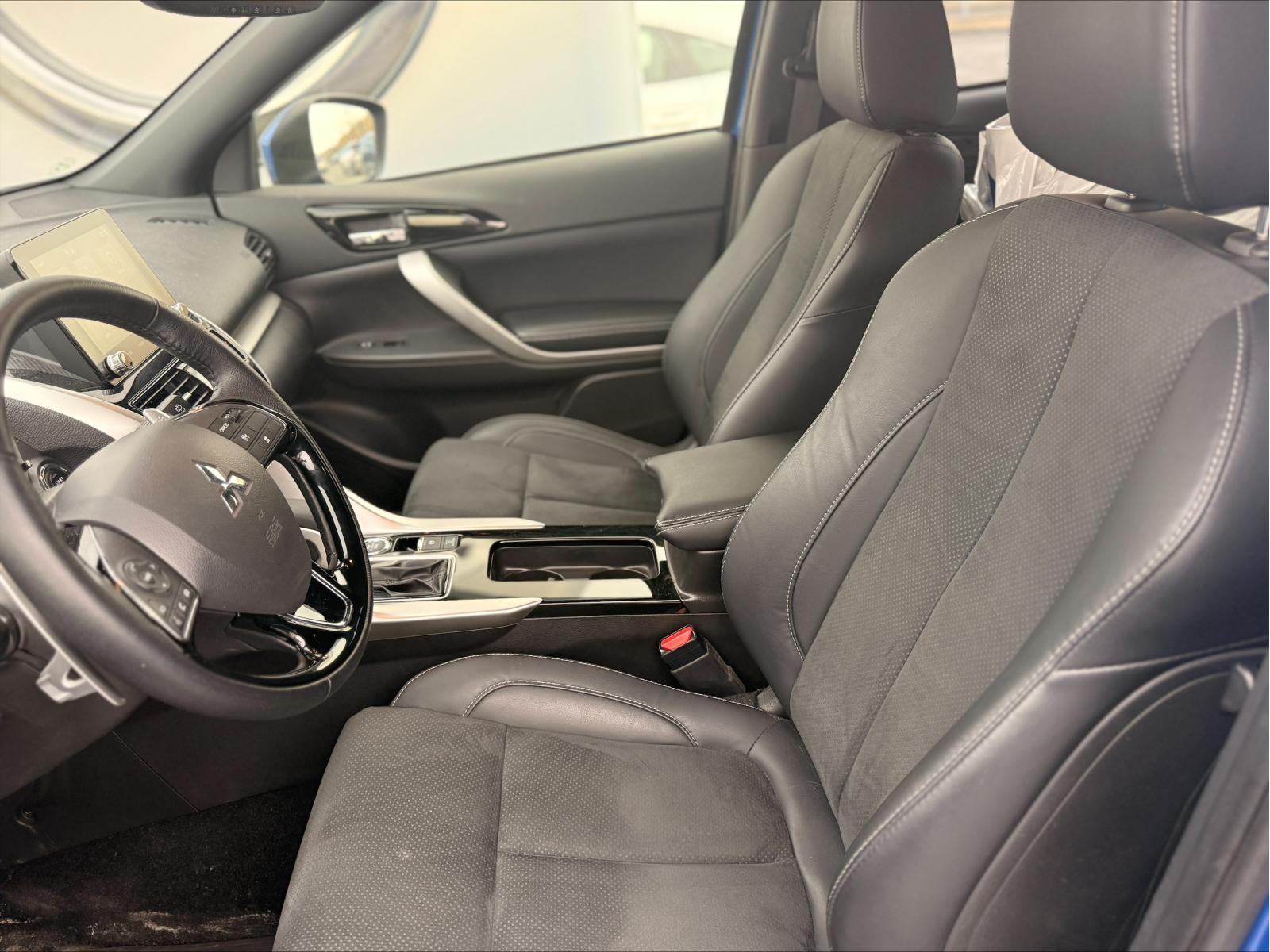 Image 7 Mitsubishi Eclipse Cross Édition carbone S-AWC 2023