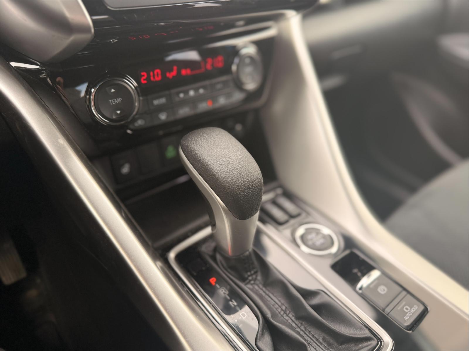 Image 14 Mitsubishi Eclipse Cross Édition carbone S-AWC 2023