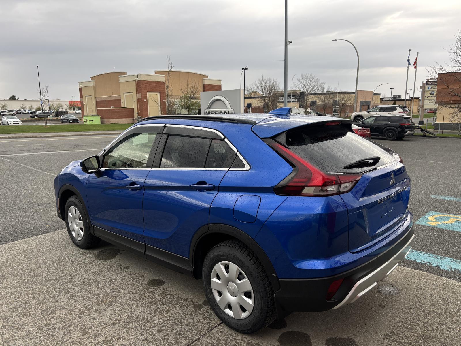 Mitsubishi Eclipse Cross Édition carbone S-AWC 2023 — photo 8