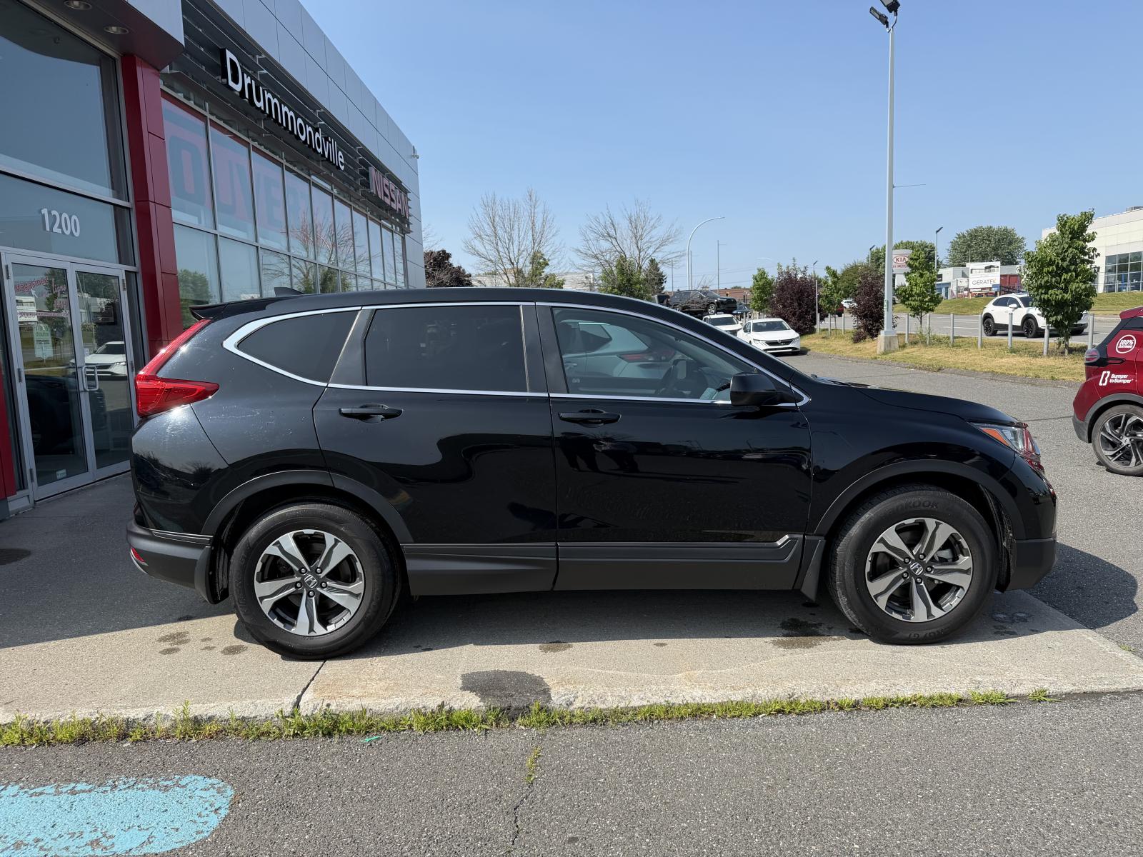 Honda CR-V LX 2019 — photo 3