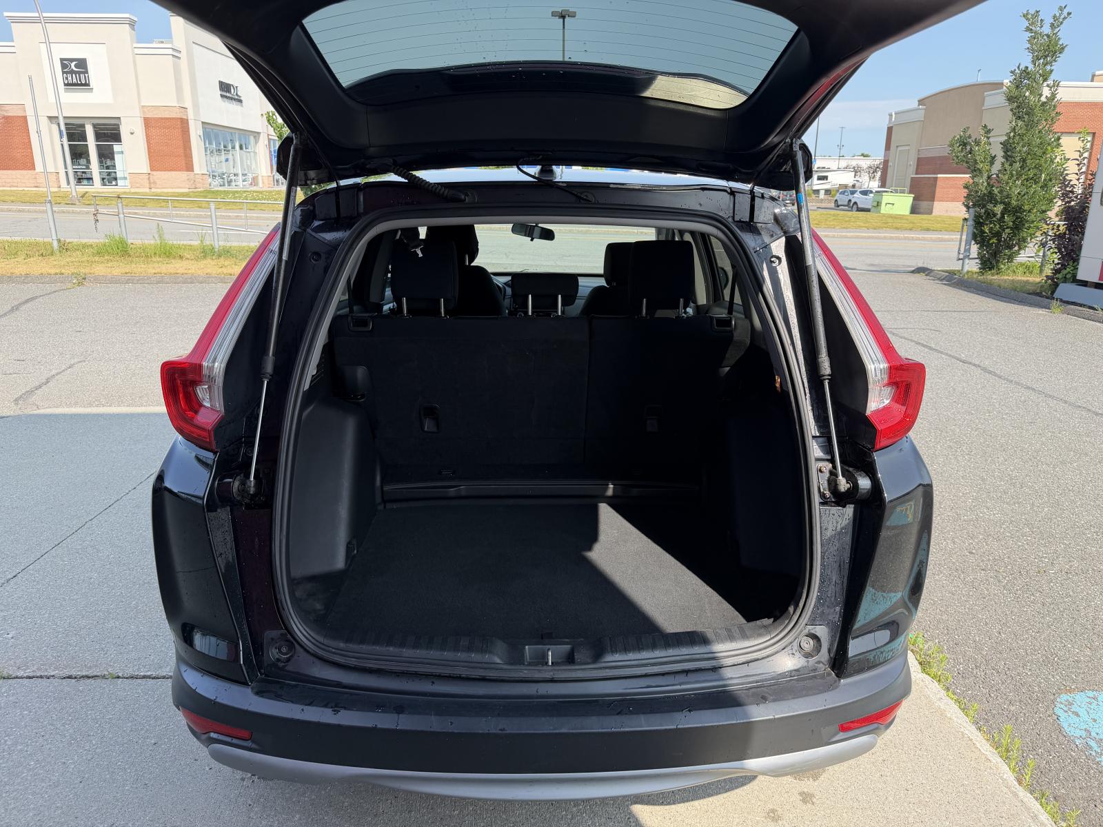 Honda CR-V LX 2019 — photo 6