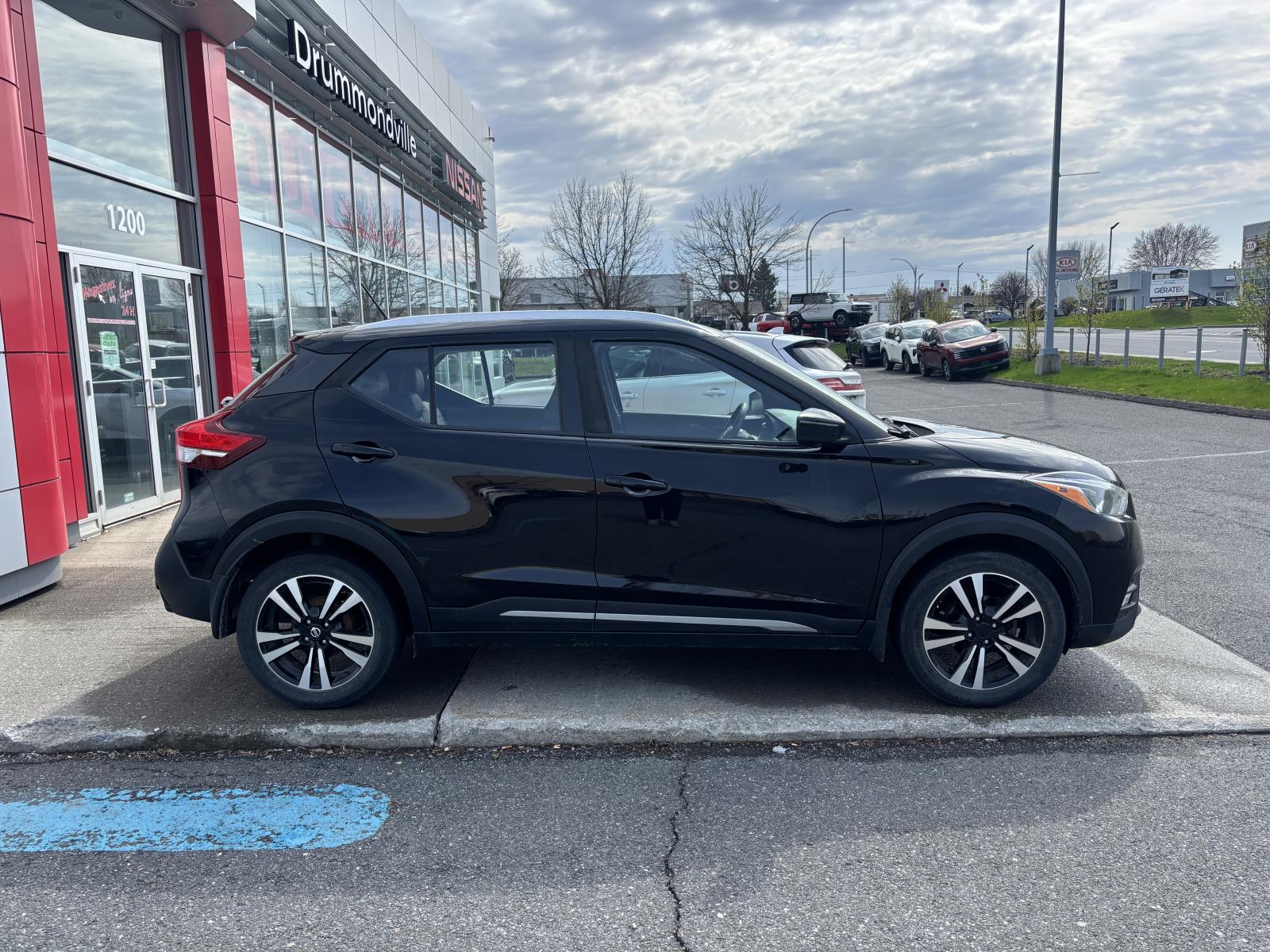 Nissan Kicks SR 2019 — photo 3