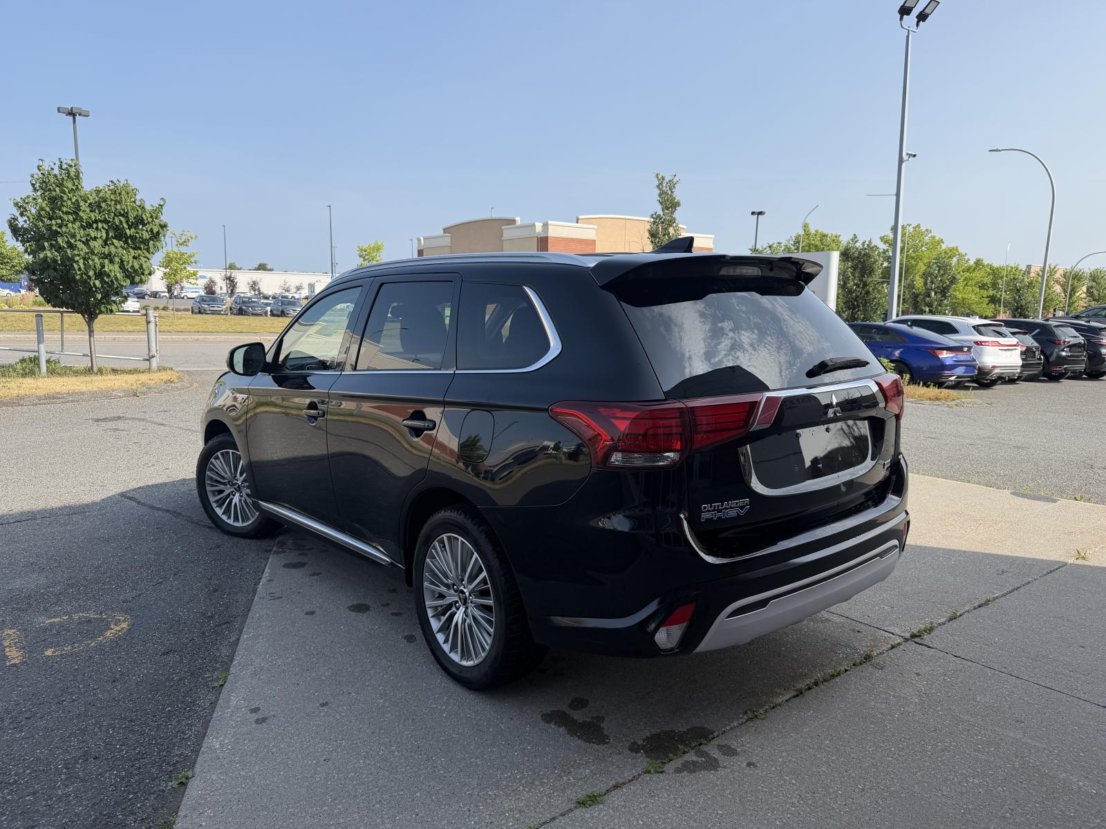 Mitsubishi Outlander PHEV 2020 — photo 7