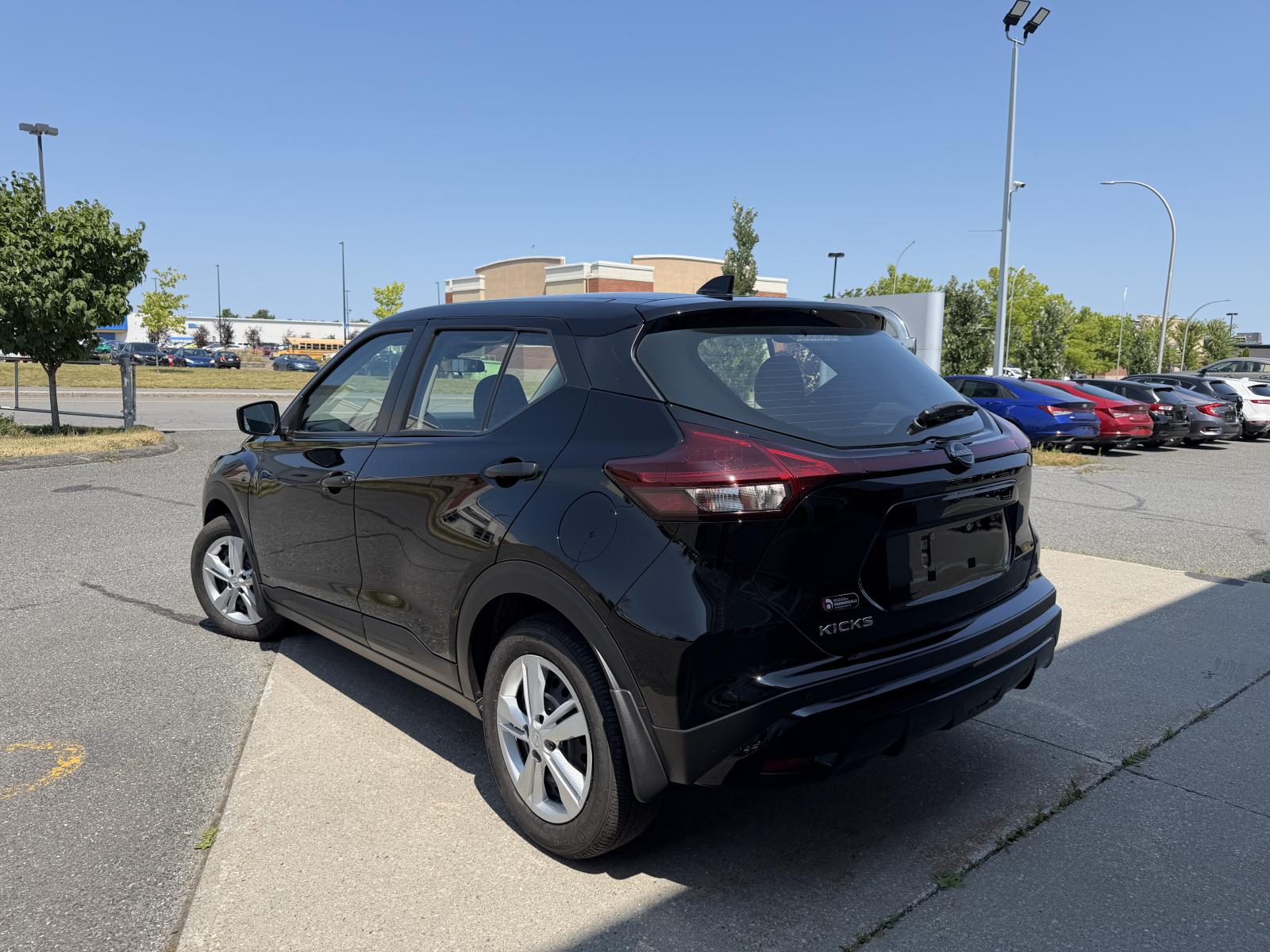 Nissan Kicks Play 2025 — photo 8