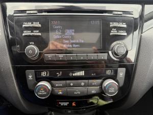 Miniature 15 Nissan Qashqai SV 2018