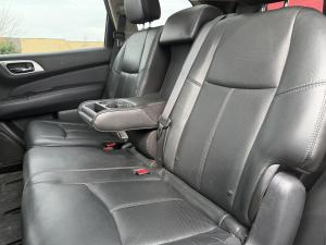 Miniature 20 Nissan Pathfinder Platinum 2013