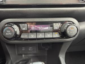 Miniature 17 Nissan Kicks SR Premium 2023