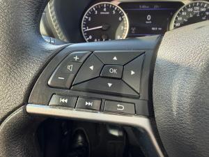 Miniature 14 Nissan Sentra SV Moonroof 2025