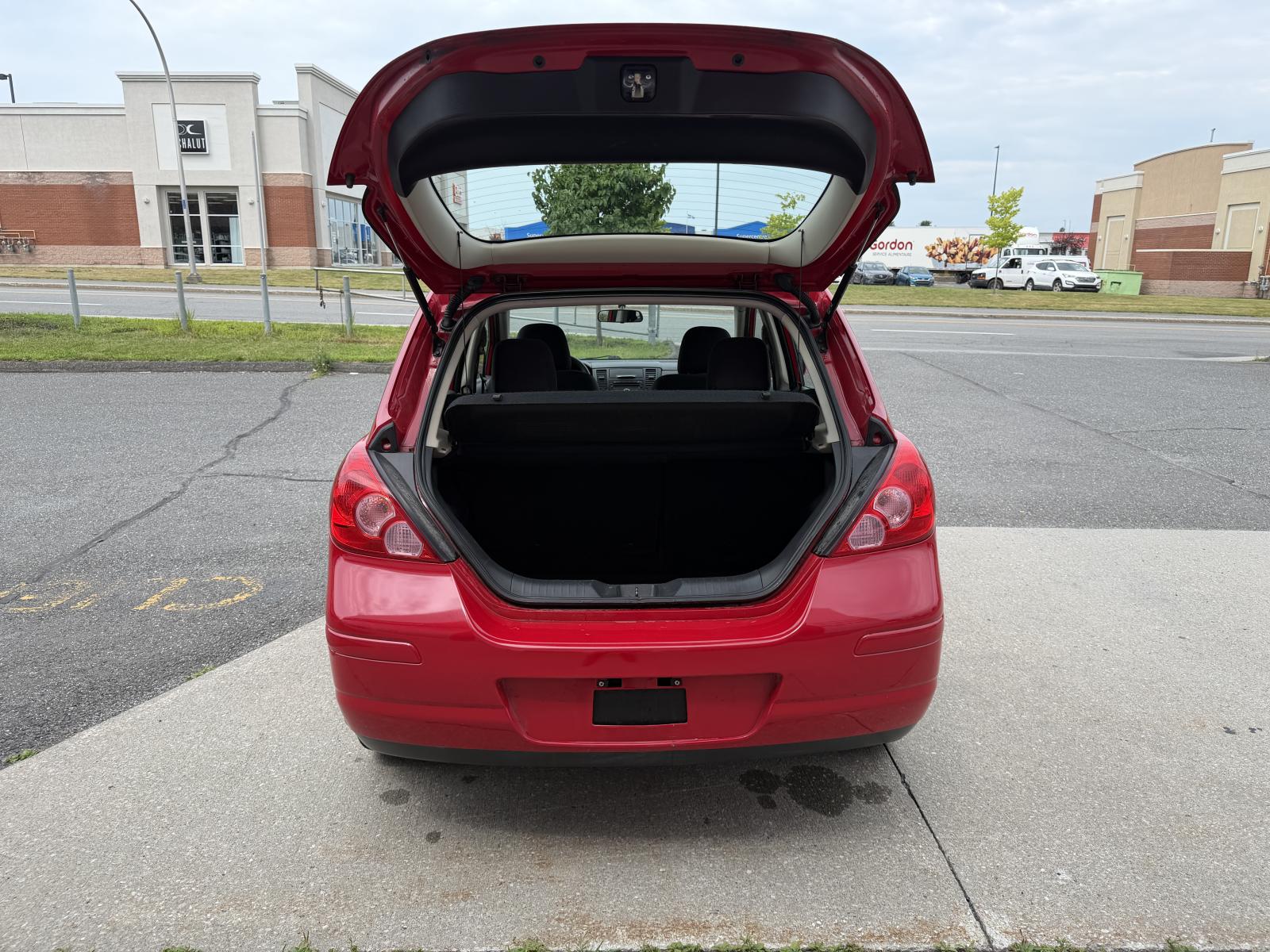 Nissan Versa SL 2012 — photo 5