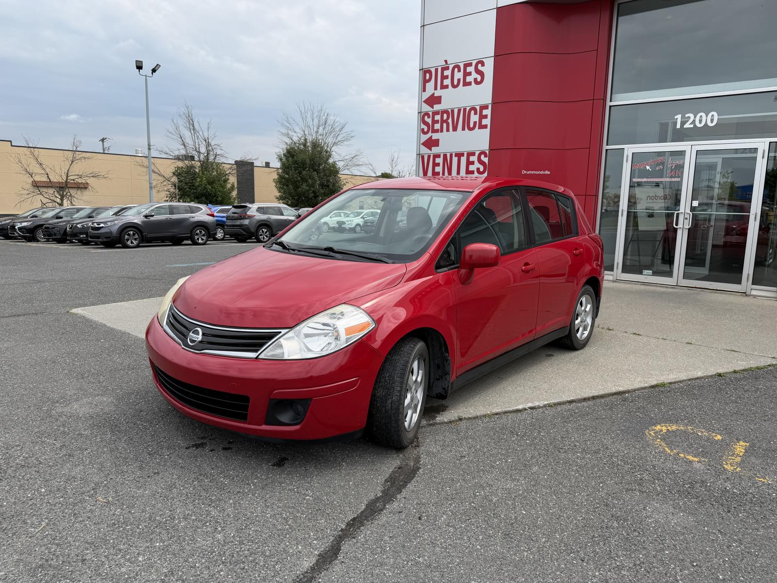 Nissan Versa SL 2012 — photo 8