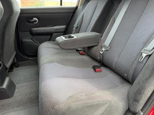 Miniature 19 Nissan Versa SL 2012