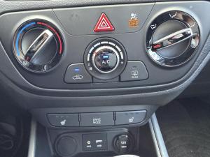 Thumbnail 17 Hyundai Accent Preferred 2020