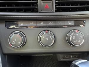Miniature 17 Volkswagen Jetta Comfortline 2021
