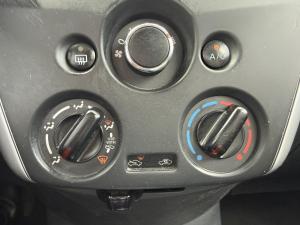 Miniature 17 Nissan Micra SR 2019